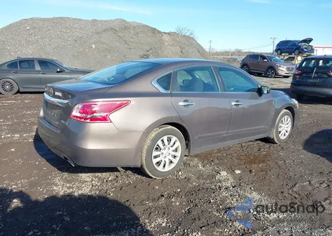 2013 Nissan Altima 2.5 S z USA, uszkodzony, nr VIN 1N4AL3AP6DC293745